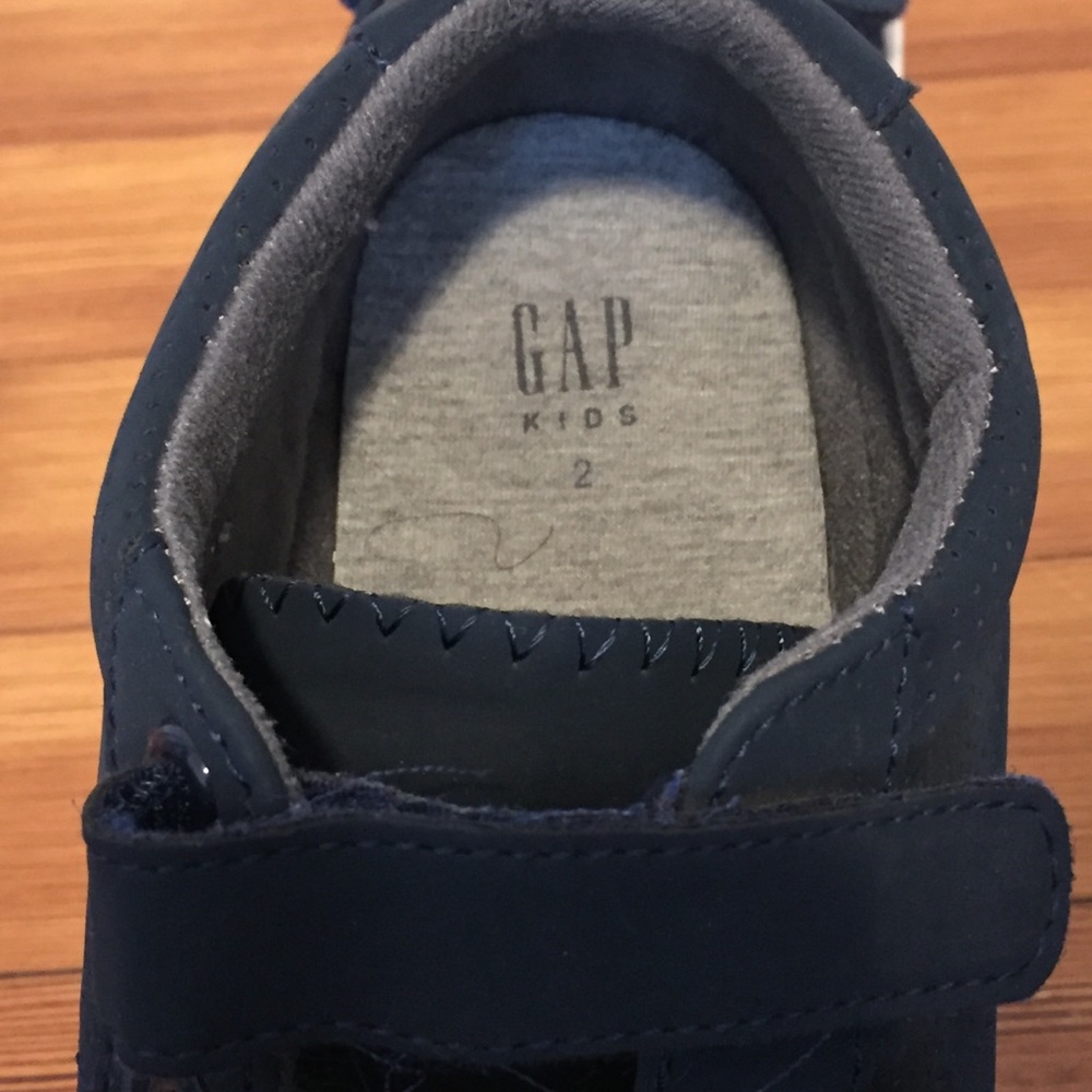 Gap Velcro Strap Sneakers - Picture 6 of 6